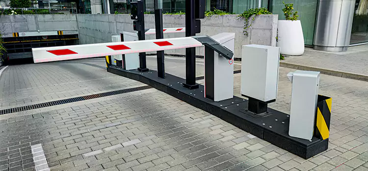 Custom Gate Design & Integration Ruskin